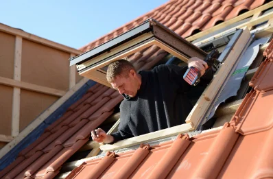 Pose de fenêtres de toit Velux à Ruffiac